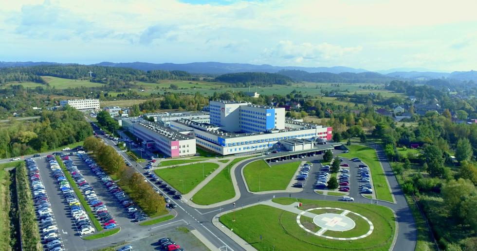 Jeleniogrski szpital - testy na korona wirusa i nowe kontenery medyczne
